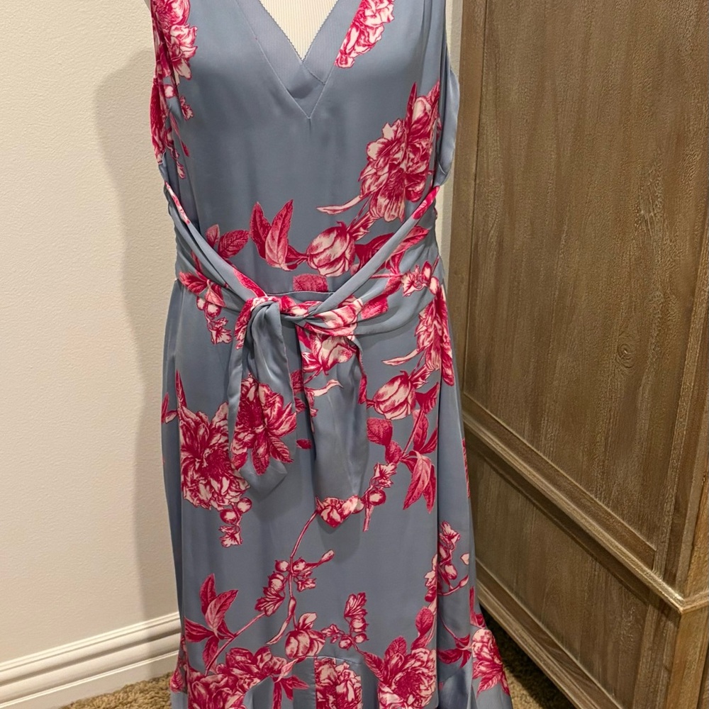 White House Black Market Blue and Pink Floral Maxi Dress